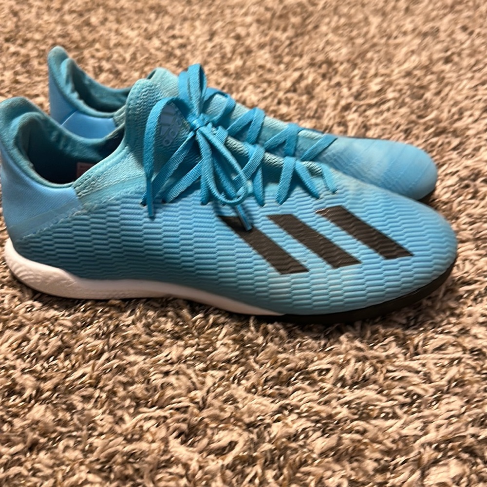 Women’s Adidas indoor soccer shoes, size 7.5